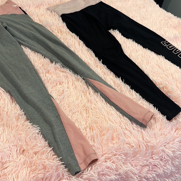 Two pair of Victoria, secrets size, small yoga, stretch pants - Picture 3 of 9